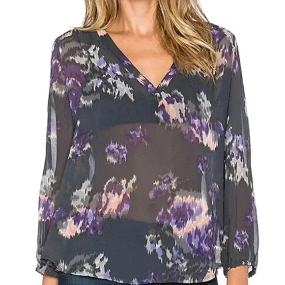 Joie Axcel 100% Silk Printed Floral Sheer Blouse Top 3/4 Sleeve Smocking Sz XS - Picture 1 of 8